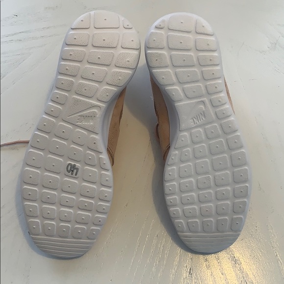 ❌SOLD❌NIKE Roshe One Trainers - Picture 6 of 7